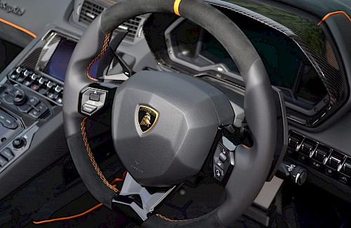 2017/17 Lamborghini Aventador LP750-4 SV Roadster 47...