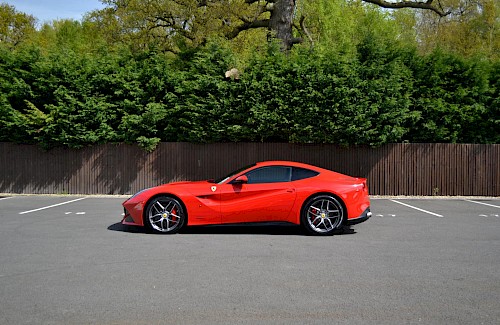 2015/15 Ferrari F12 Berlinetta 13...