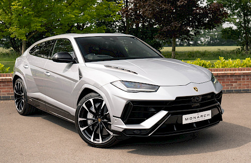 2023/23 Lamborghini Urus S 6...