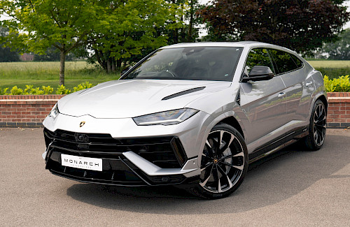 2023/23 Lamborghini Urus S 7...