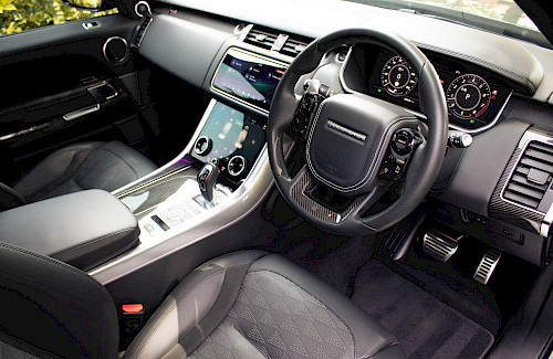 2021/71 Range Rover Sport SVR Carbon Edition 38...