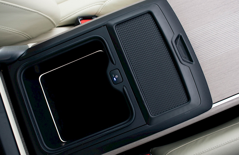 2023/72 Range Rover Vogue First Edition LWB P530 55