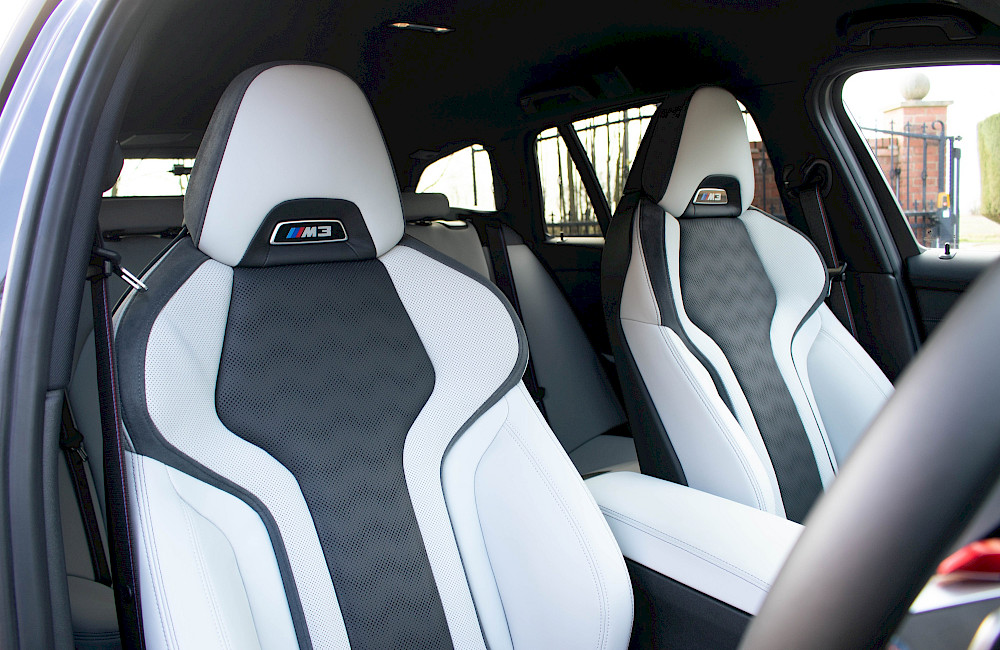 2025/25 BMW M3 Touring 36