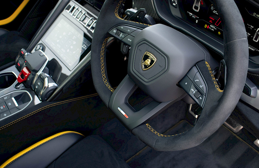 2025/25 Lamborghini Urus Performante 50