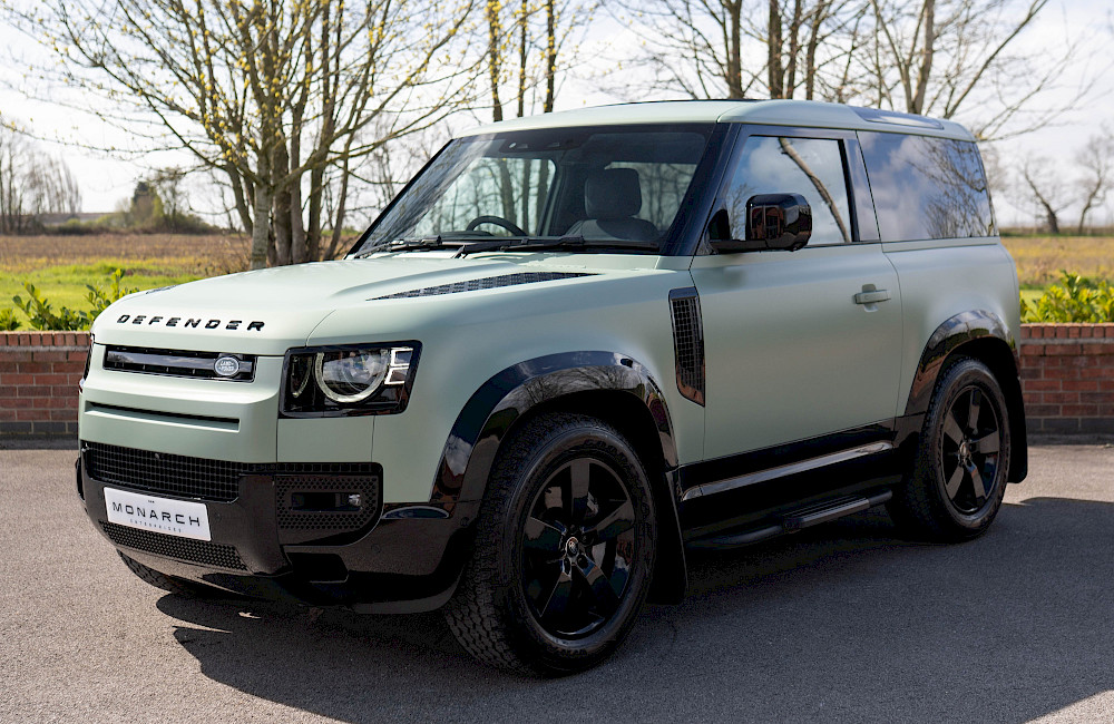 2023/23 Land Rover Defender 90 D300 75th Limited Edition 5