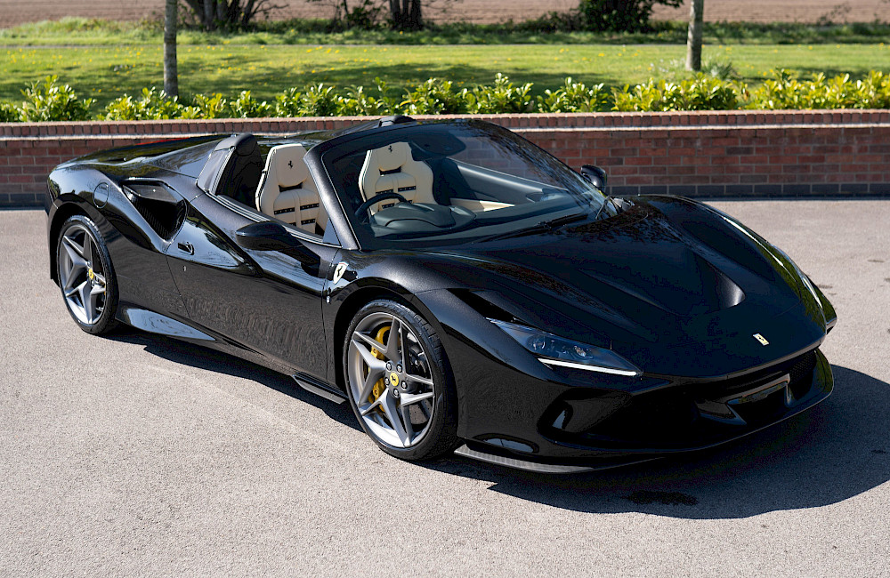 2021/21 Ferrari F8 Spider 2