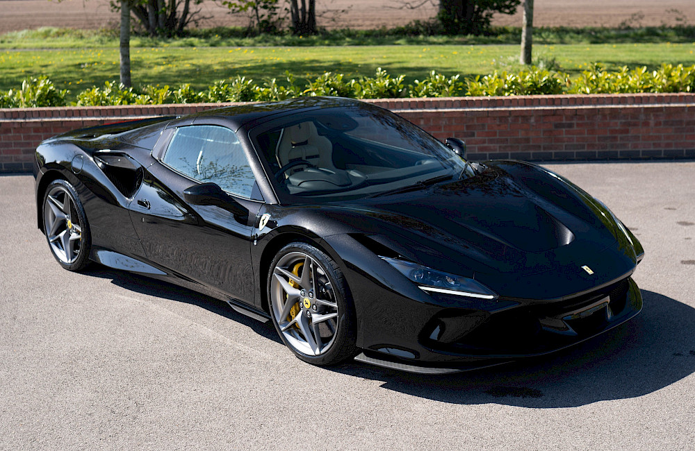 2021/21 Ferrari F8 Spider 5