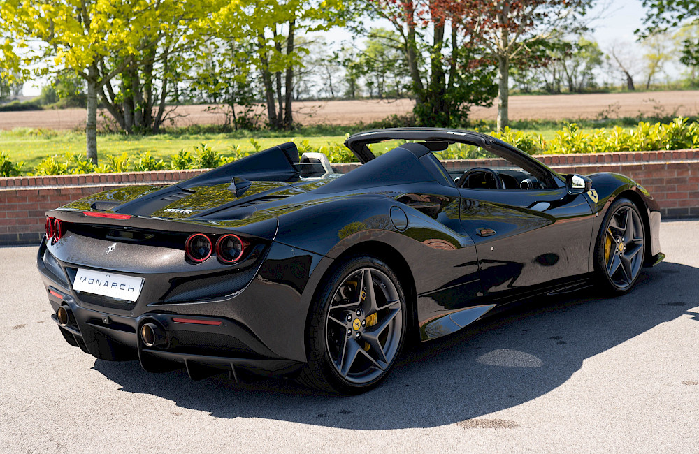 2021/21 Ferrari F8 Spider 14